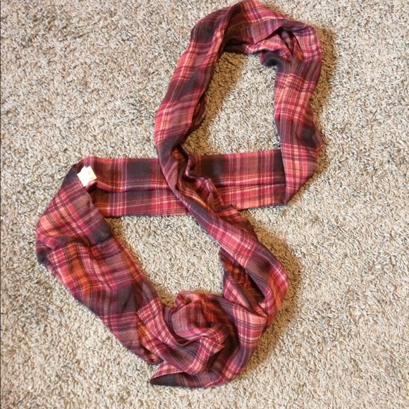 Scarf - Picture 2 of 2